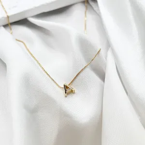 COLAR MINI LETRA A