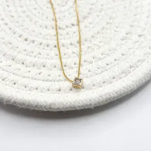 COLAR PONTO DE LUZ 0,5MM  QUADRADO COM CARVAÇÃO INGLESA