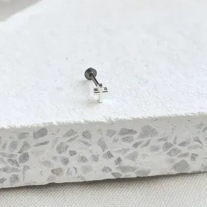 PIERCING PÉ DE AÇO INOX COM CRUZ LISA DE PRATA925