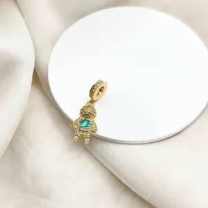 PINGENTE MENINO CRAVEJADO COM CORAÇÃO TURMALINA