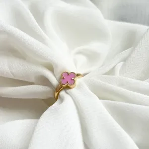 ANEL AJUSTÁVEL TREVO ROSA