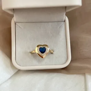 ANEL CORAÇÃO COM PEDRA AZUL SAFIRA