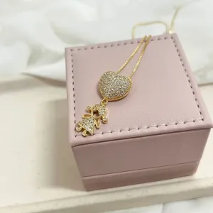 COLAR CORAÇÃO COM 1 MENINA CRAVEJADOS - VENEZIANA 50CM