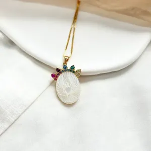 COLAR ESPÍRITO SANTO EM MADRE PÉROLAS E PEDRAS COLORIDAS