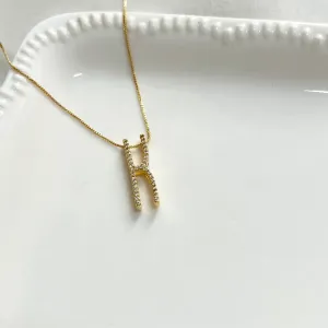COLAR LETRA LONGA DE MICRO ZIRCONIAS - K