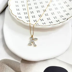 COLAR LETRA MICRO ZIRCONIA - K