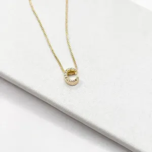 COLAR MINI LETRA CRAVEJADA MICRO ZIRCONIAS - C