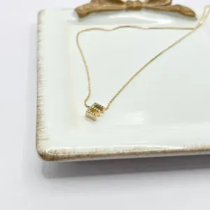COLAR MINI LETRA CRAVEJADA MICRO ZIRCONIAS - E