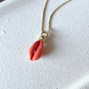 COLAR PINGENTE BÚZIO DE ACRÍLICO LARANJA