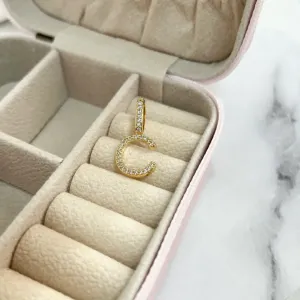 PINGENTE LETRA CRAVEJADA 1,5CM - C