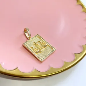 PINGENTE MEDALHA BALANÇA - DEOLANE