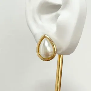 BRINCO GOTA 2CM MEIA PÉROLA