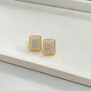 BRINCO RETÂNGULAR COM MICRO ZIRCONIAS E DETALHES VAZADOS