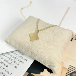 COLAR ELOS COM TREVO EM CHAPA 50CM