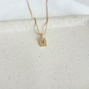 COLAR LETRA MINI MEDALHA CRAVEJADA COM LETRA - V