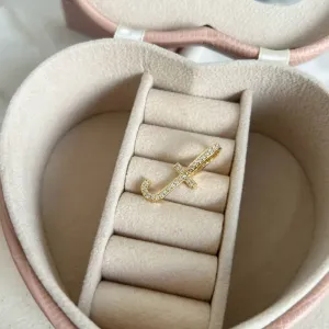 PINGENTE LETRA CRAVEJADA 1,5CM - J