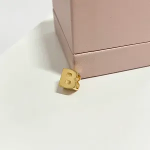 PINGENTE LETRA PEQUENA - B