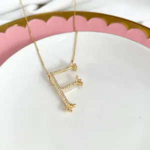 COLAR LETRA TRABALHADA E CRAVEJADA - F