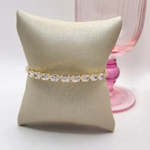 BRACELETE  COM FECHO E 9 PEDRAS OVAIS CRISTAL