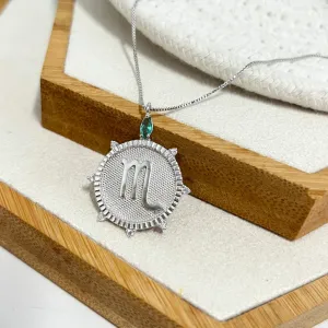 COLAR SIGNO ESCORPIÃO COM PEDRINHAS