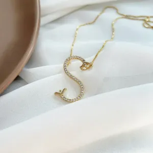 COLAR LETRA TRABALHADA E CRAVEJADA - S