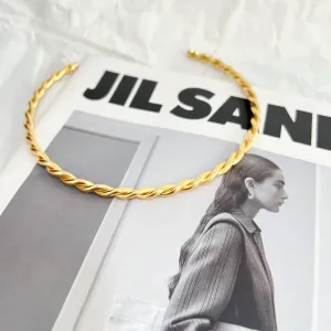 COLAR ARO TUBO TORCIDO