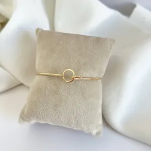 BRACELETE FIO CÍRCULO COM ENGATE