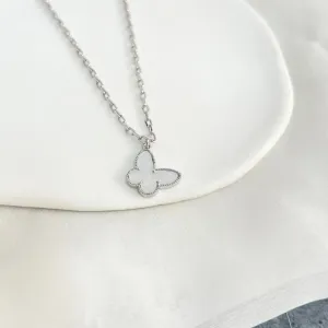 COLAR BORBOLETA MADRE PÉROLA