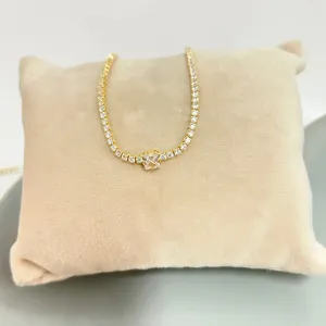 COLAR CHOKER RIVIERA COM PEDRA MAIOR NO CENTRO