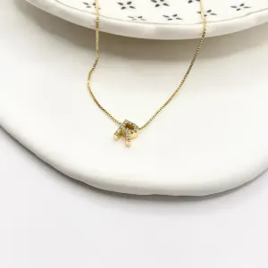 COLAR MINI LETRA CRAVEJADA MICRO ZIRCONIAS - R