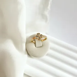 ANEL TREVO COM ZIRCONIA
