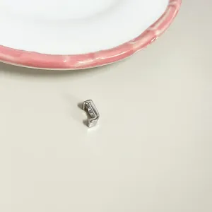 BERLOQUE SIMPLES LETRA J