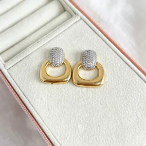 BRINCO MICRO ZIRCONIA E QUADRADO FRONTAL