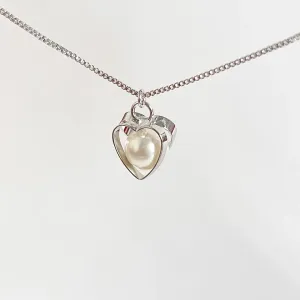 COLAR ARGOLA CLICK CORAÇÃO DUPLO COM PÉROLA