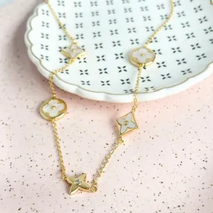 COLAR INPIRAÇÃO LOUIS VUITTON - MADRE PÉROLA BRANCA