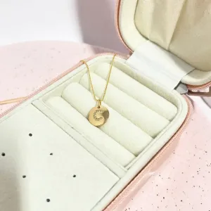 COLAR MINI MEDALHA DE LETRA - C