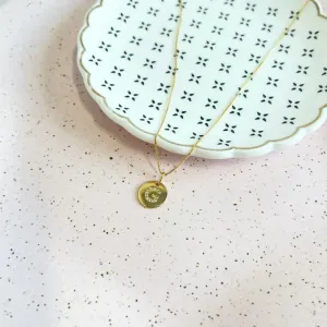 COLAR MINI MEDALHA DE LETRA - G