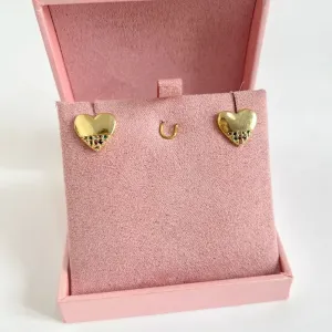 BRINCO CORAÇÃO DETALHE EM ZIRCONIAS COLORIDAS