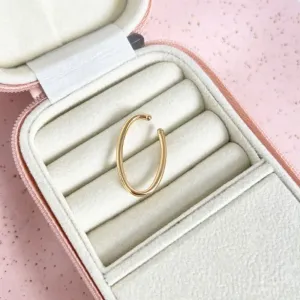 PIERCING FIO - ESTILO EAR HOOK