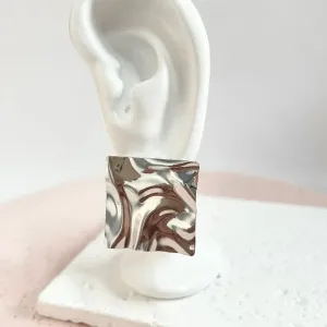 BRINCO CHAPA QUADRADA COM AMASSADOS