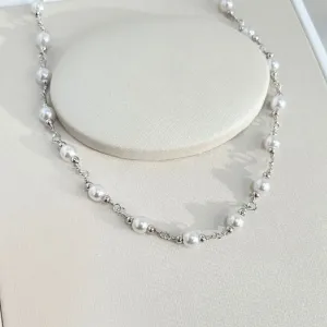 COLAR CHOKER PÉROLAS E MINI BOLINHAS 40CM