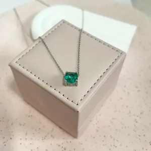 COLAR PINGENTE QUADRADO ZIRCONIA TURMALINA