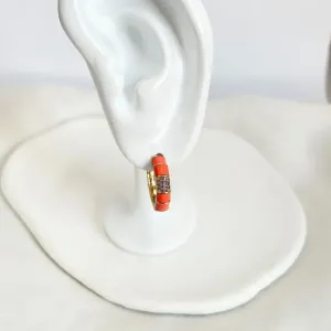 BRINCO ARGOLA ESMALTADA COM PEDRA LILÁS