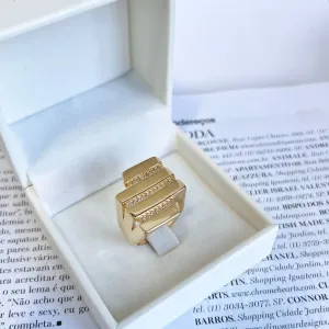 ANEL RETO COM MICRO ZIRCONIAS