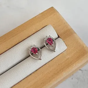 BRINCO GOTA ROSA E 3 PEDRINHAS DE ZIRCONIAS