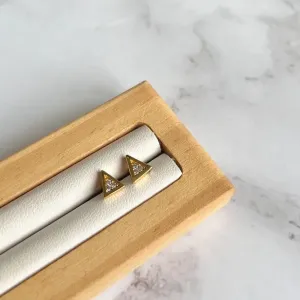 BRINCO TRIÂNGULO COM MICRO ZIRCONIA