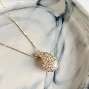 COLAR GOTA CRAVEJADA