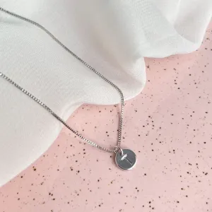 COLAR MINI MEDALHA DE LETRA - T