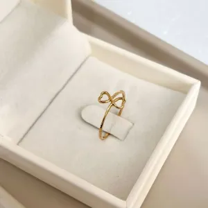 ANEL CORAÇÃO EM FORMATO DE INFINITO