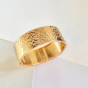 BRACELETE BOLD MARTELADO